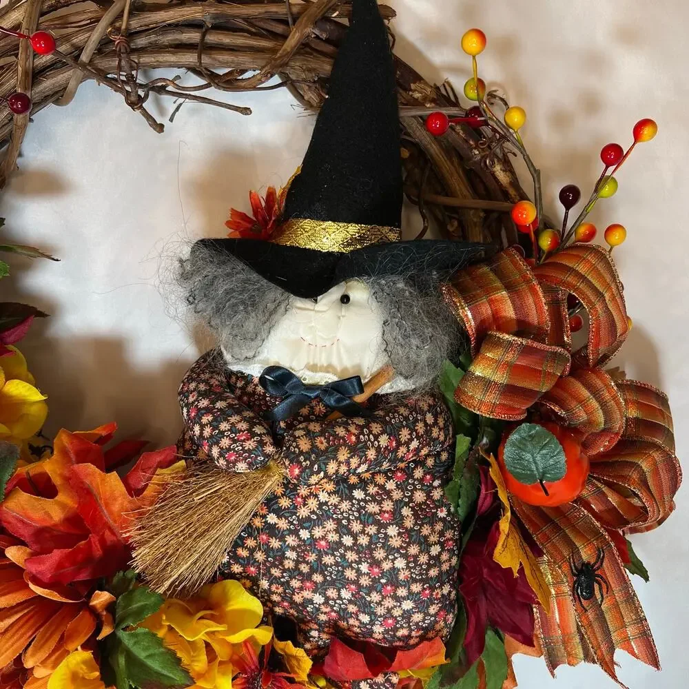 Vintage Halloween 17” Grapevine Wreath Witch Fall Leaves & Flowers Multicolor